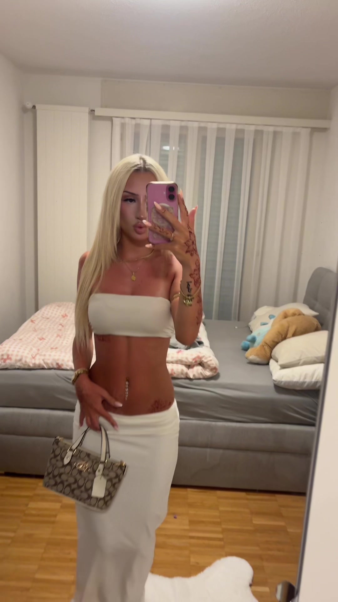 @E