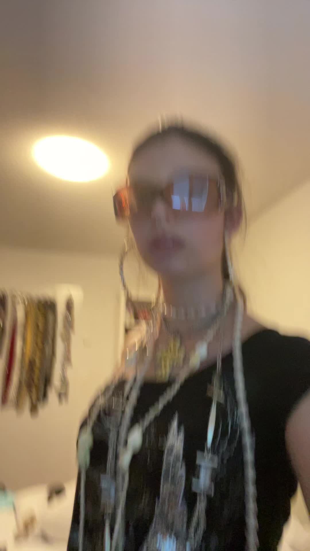 @deft0nesl0ver0