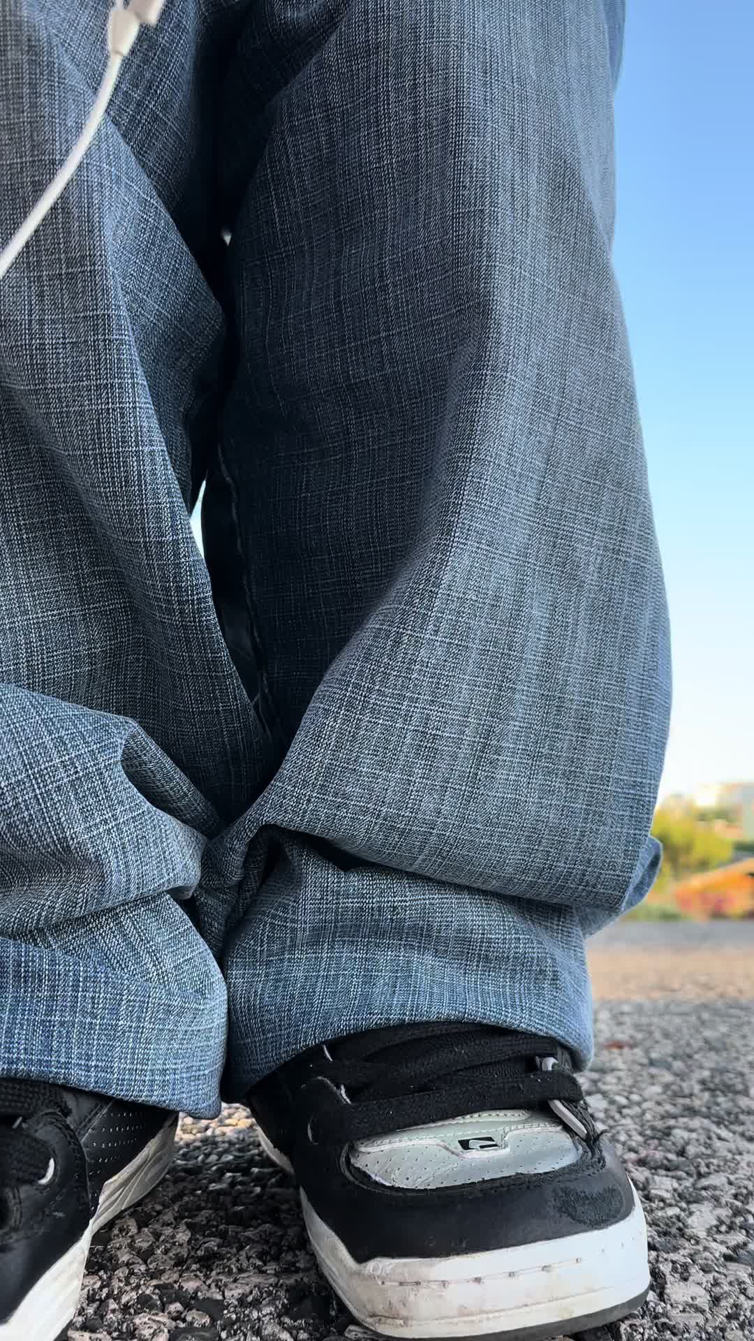 @🎧