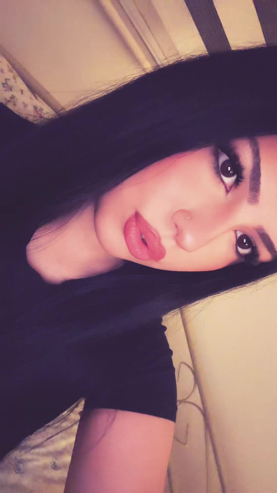 @𝓜𝓮𝓿𝓪