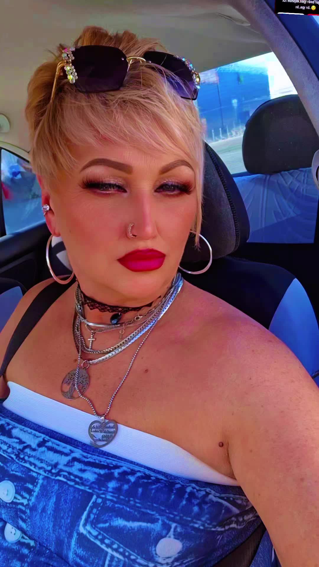 @𝒜𝓃𝒹𝒾𝓀𝒶
