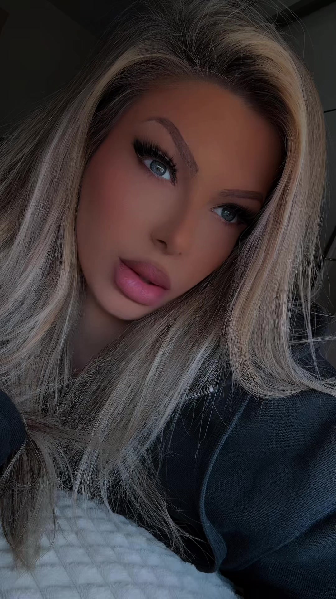 @𝓑.𝓝𝓸𝓻𝓪