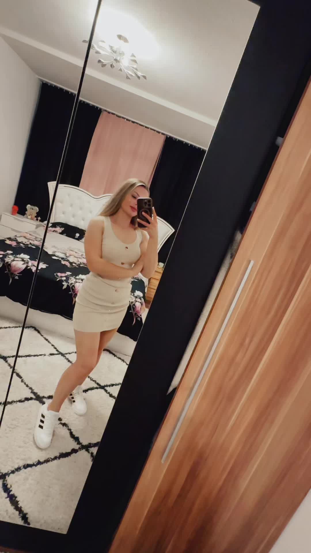 @Cristina Sebezan