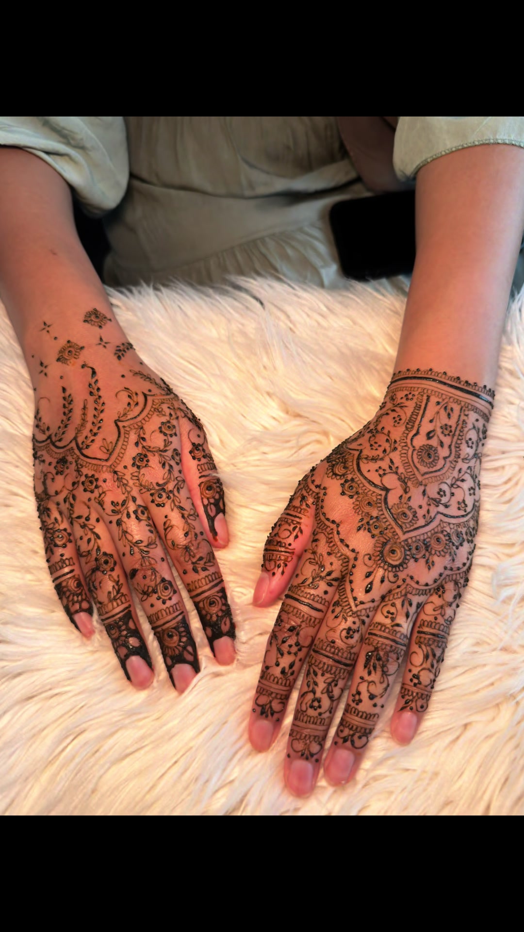 @Sanaasmehndi