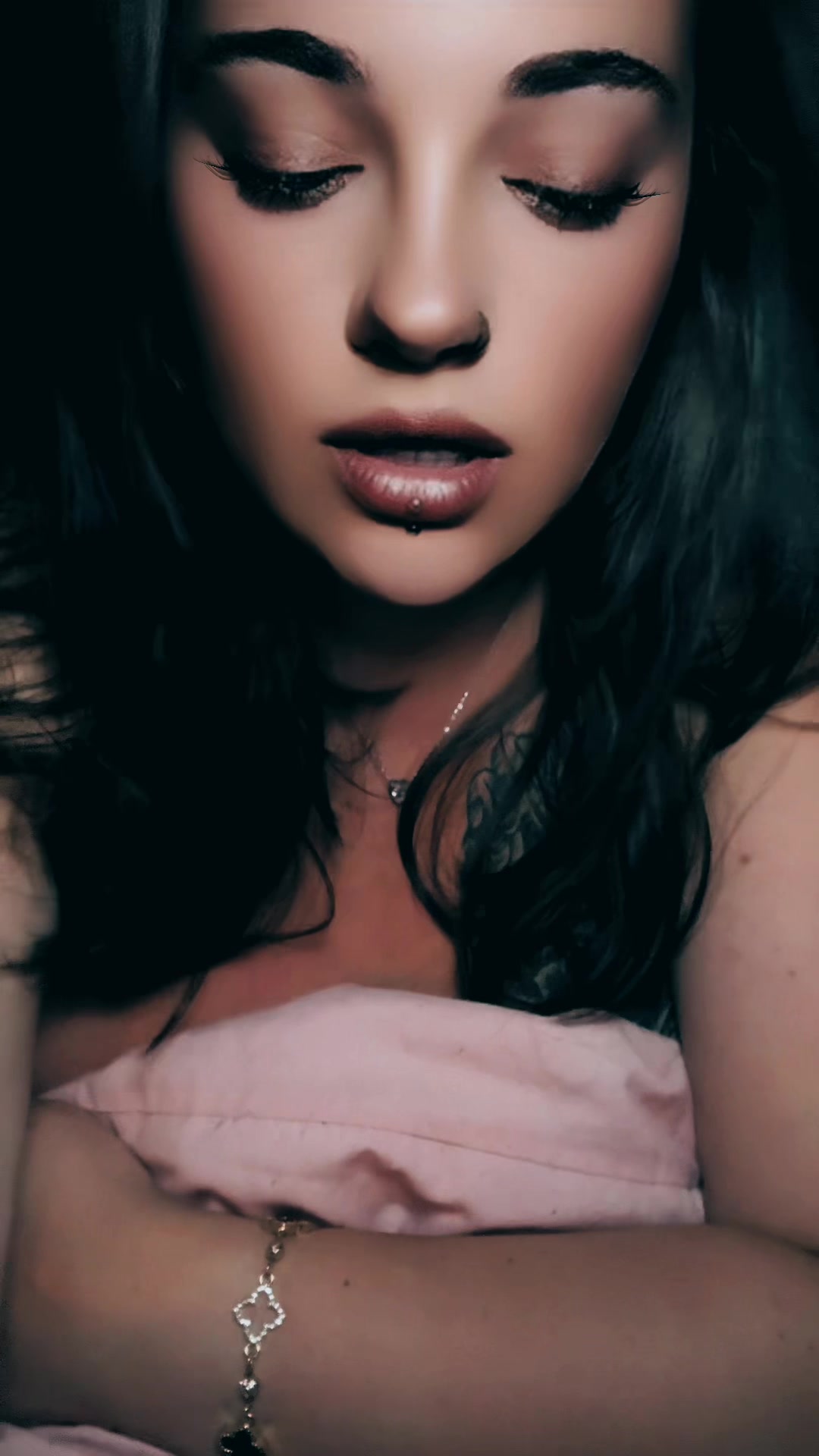 @ChristyLouise✨🖤