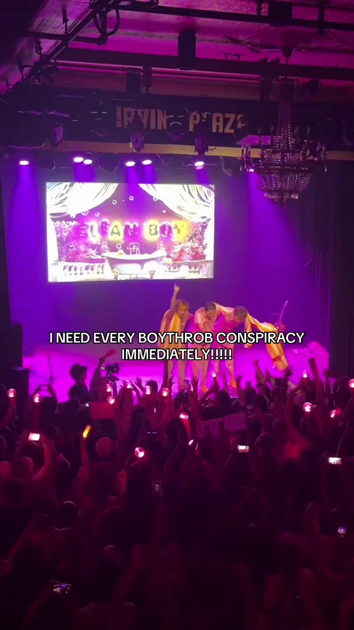 @BOY THROB FAN PAGE 💖