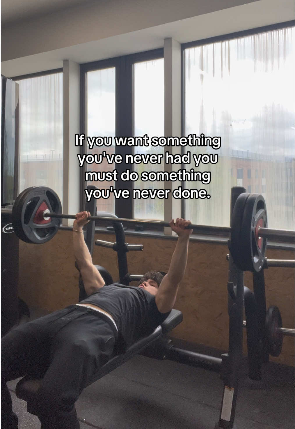 @aron_kovacs_