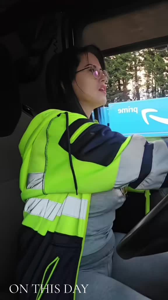 @siminicasimi