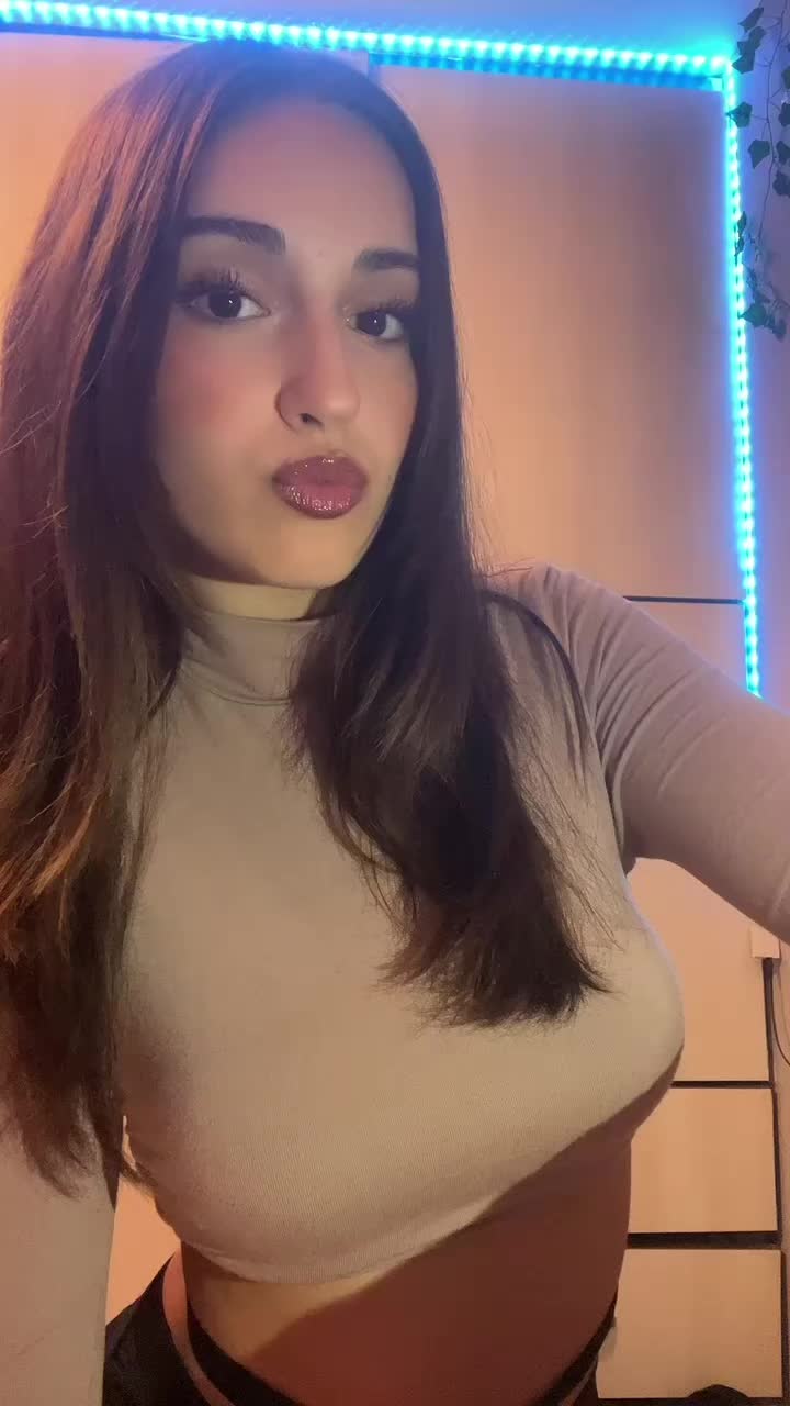 @adamopoulouu.__