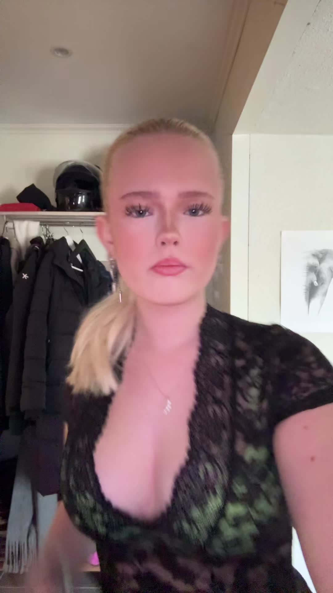 @ℰ𝓁𝓁ℯ𝓃🤍