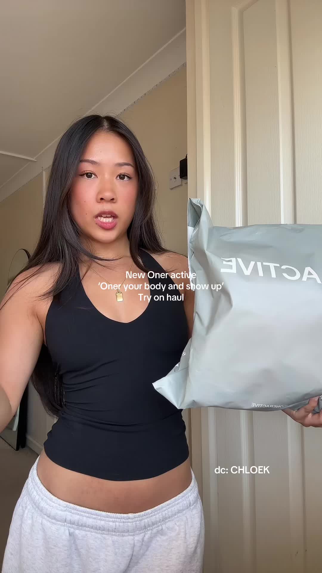 @chloe