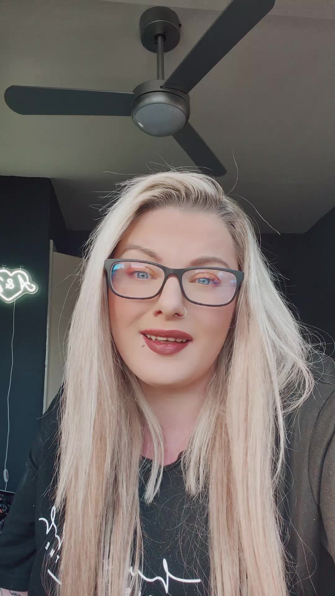 @Nikki-Louise993