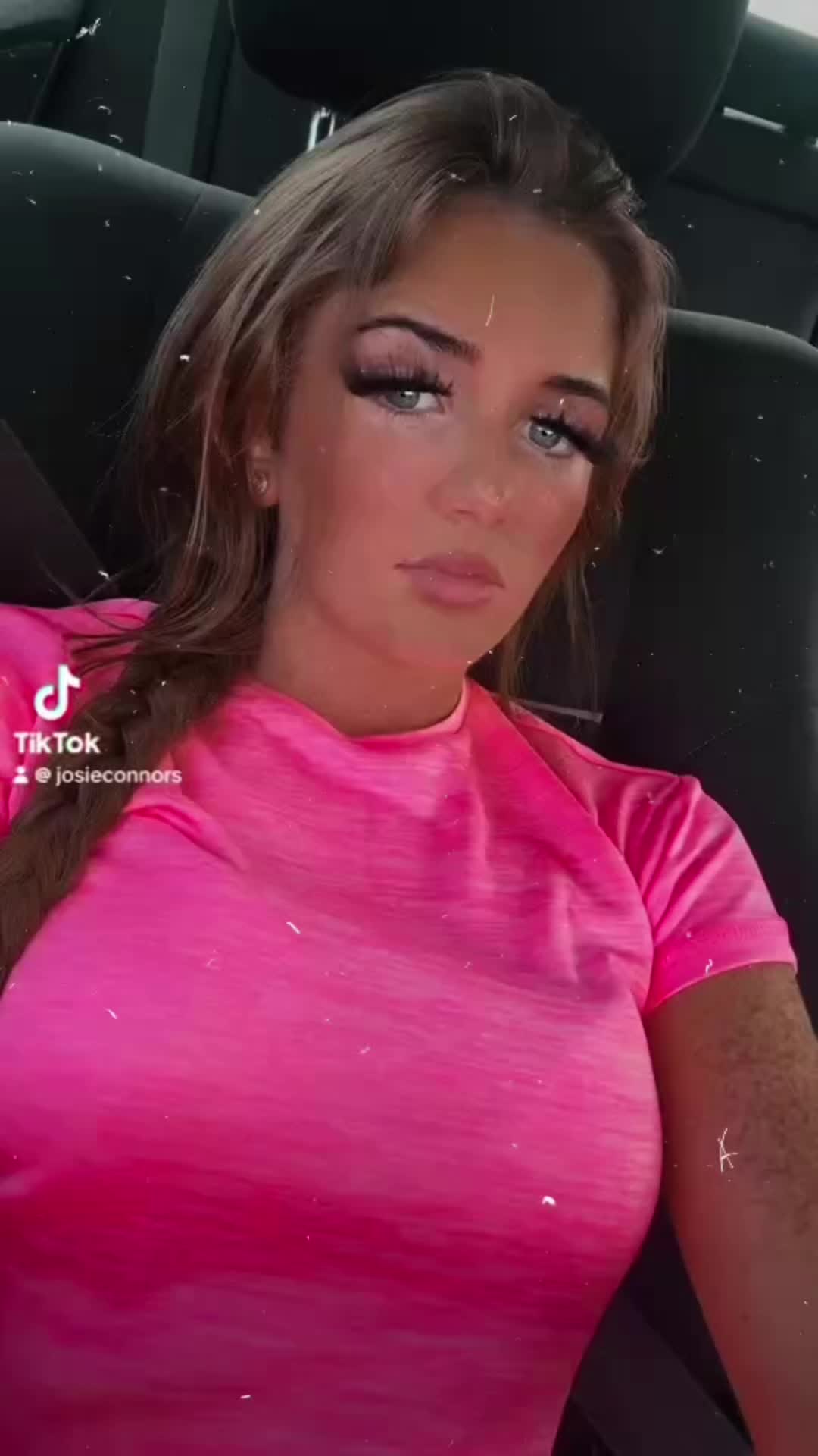 @~J~
