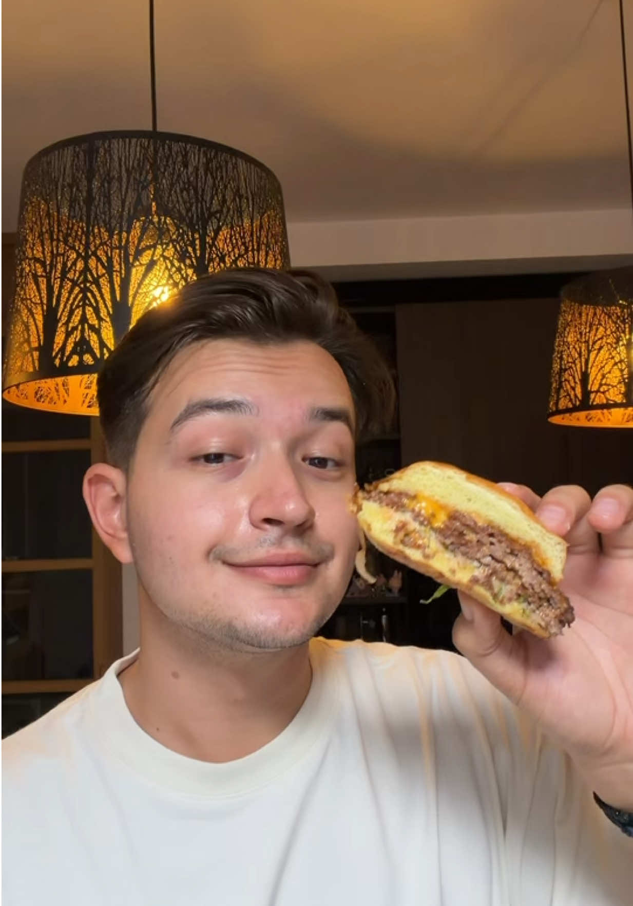 @Dan Has The Munchies