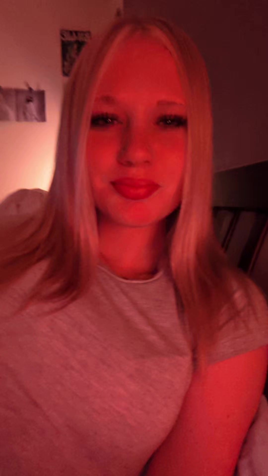 @ellaa🕸️