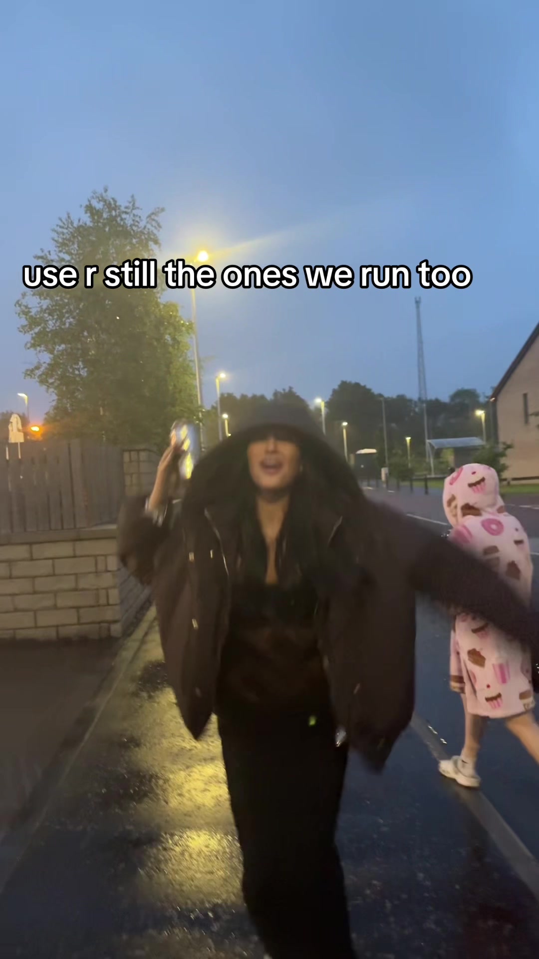 @hhollymcmillan