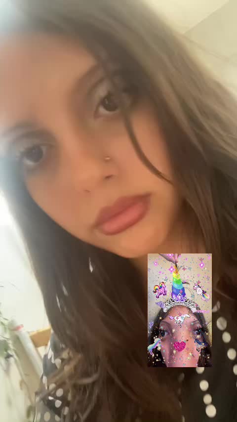 @Ani🦧