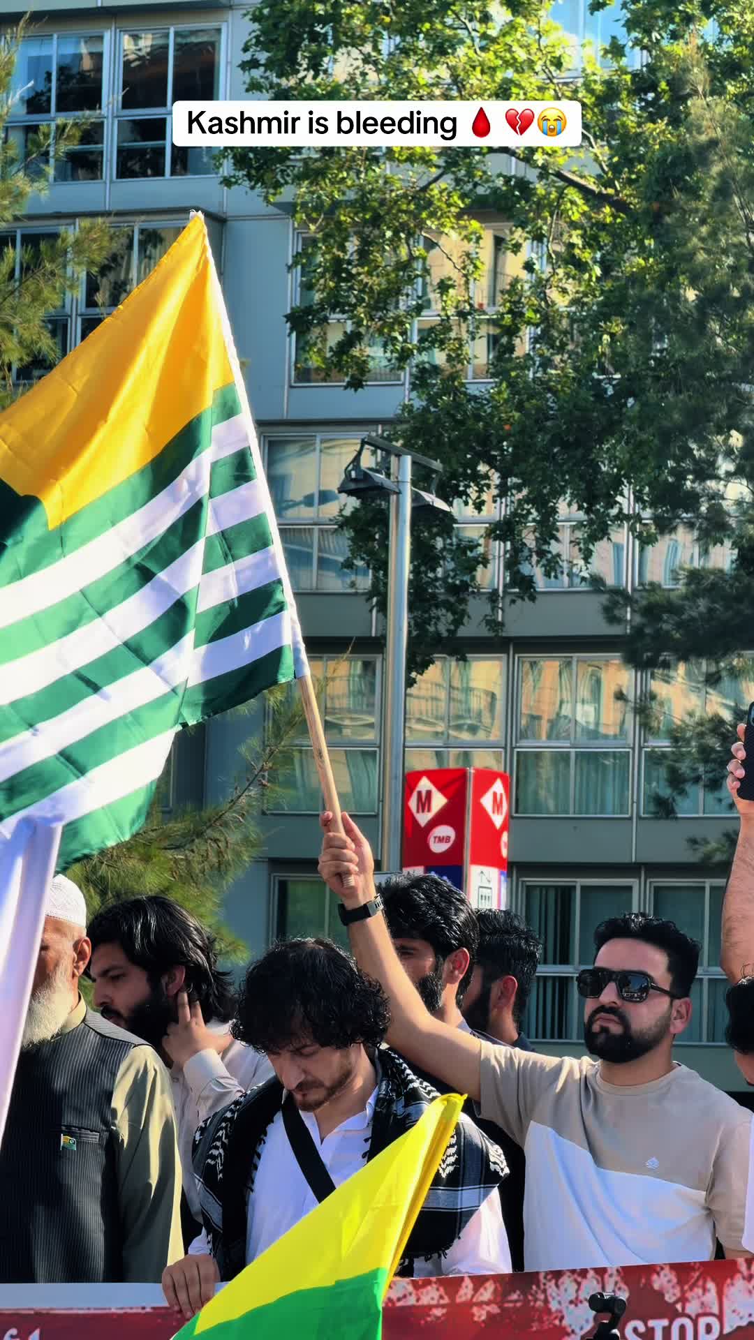 @𝐔𝐌𝐀𝐈𝐑 🇬🇧🇪🇸