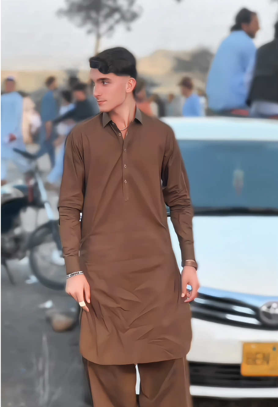@𝗞𝗔𝗠𝗥𝗔𝗡 𝗞𝗜𝗡𝗚
