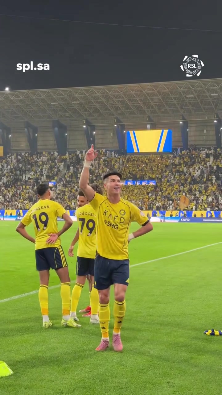 @RONALDO ♥️CR7