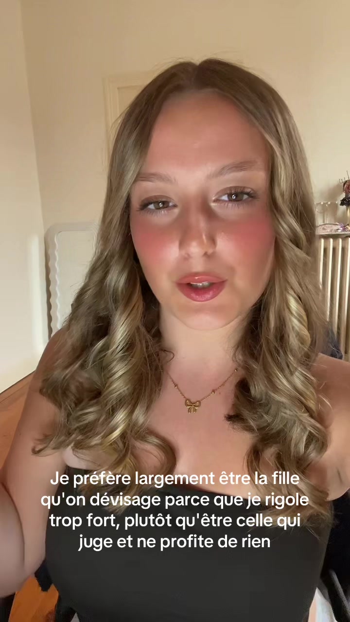 @inèsᥫ᭡