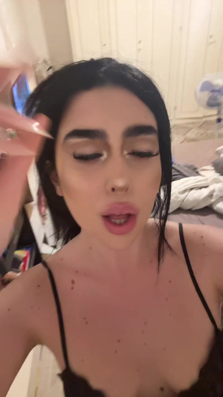 @Ludovica