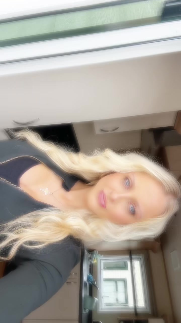 @𝓚𝓪𝓻𝓪 𝓶𝓪𝓻𝓲𝓪𝓷 &dagger;