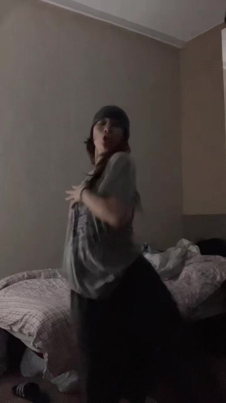 @Ro