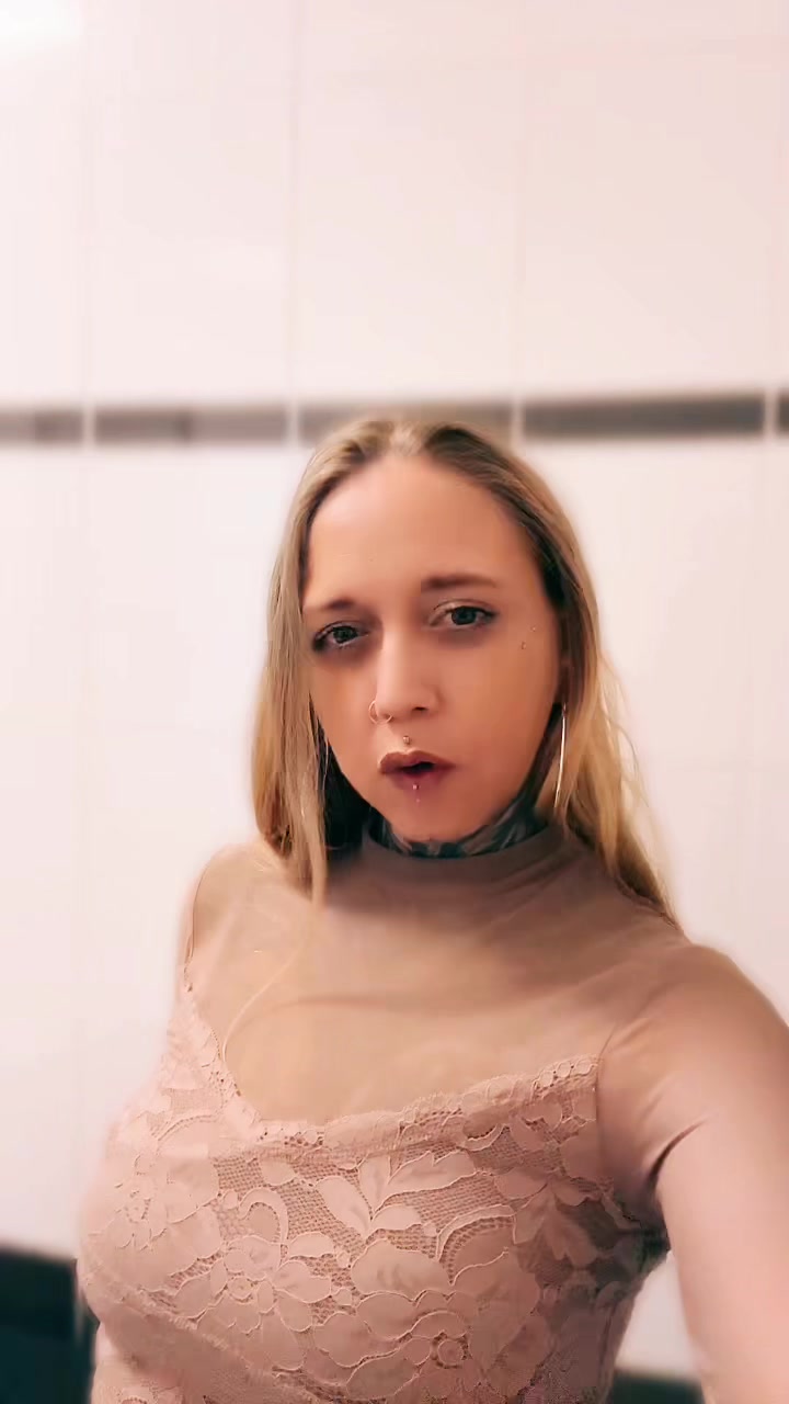 @Unsympathisch😏😈