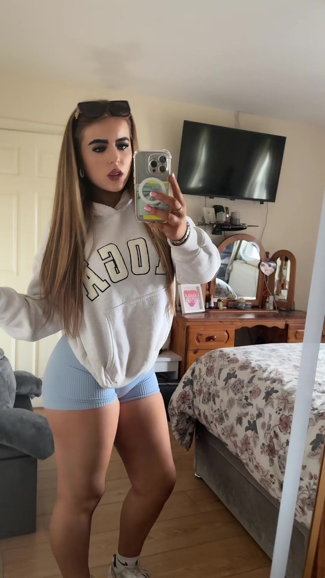 @💋