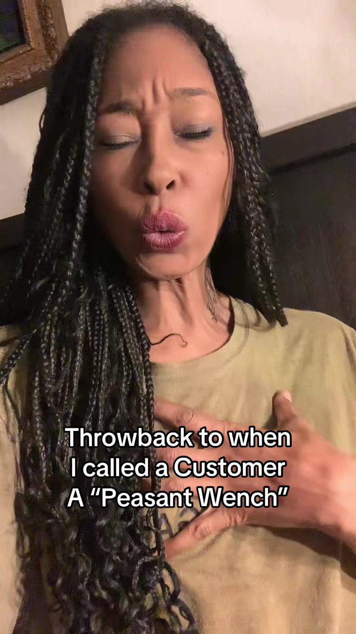 @TheLibrarienne