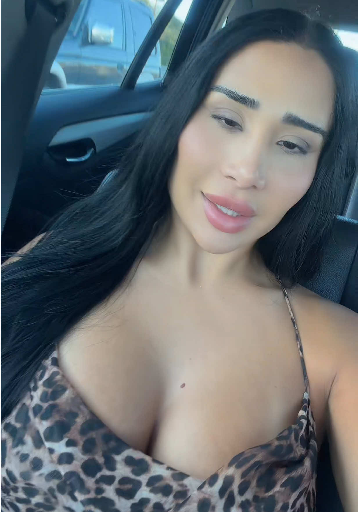 @𝙼 𝙰 𝙽 𝙸 𝚀 𝚄 𝙴 🍒