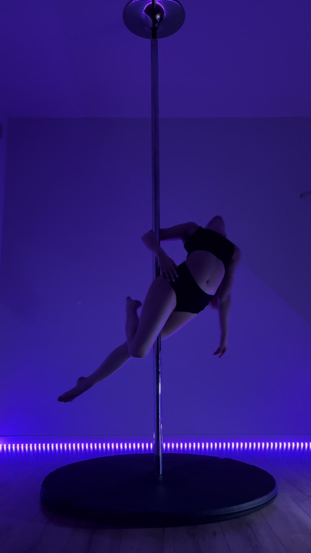 @poledance_xviqen