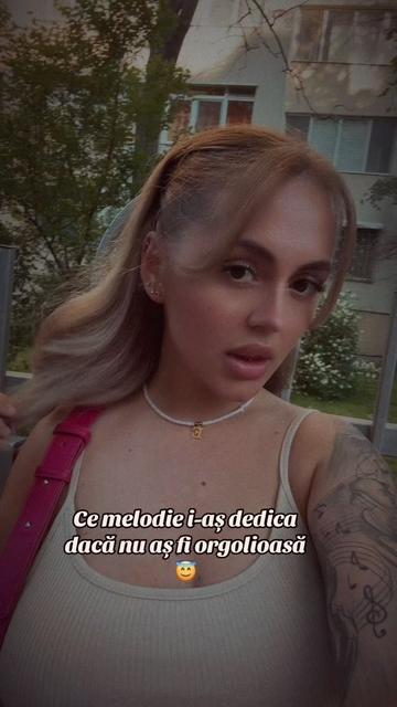 @juliicaa