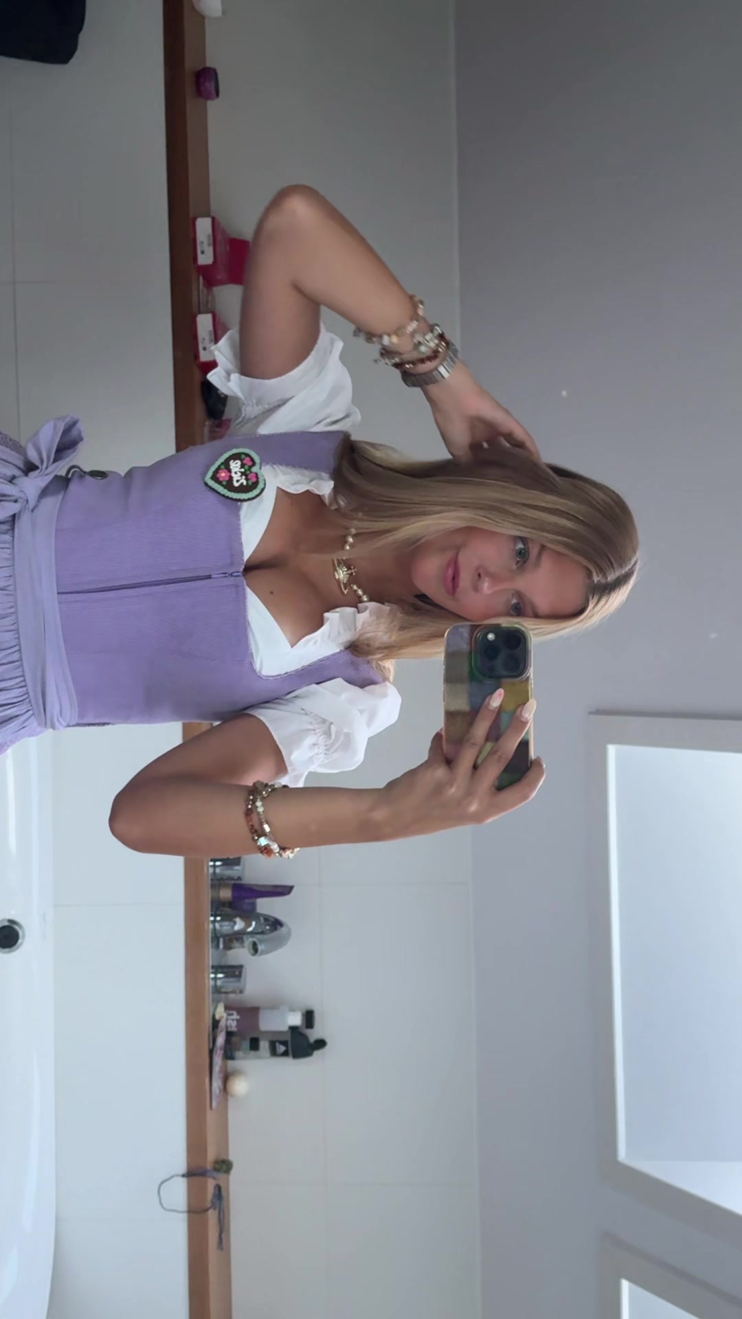 @emelieaway