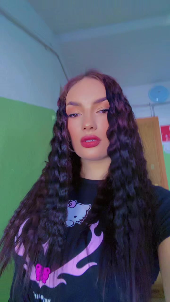@kristīne