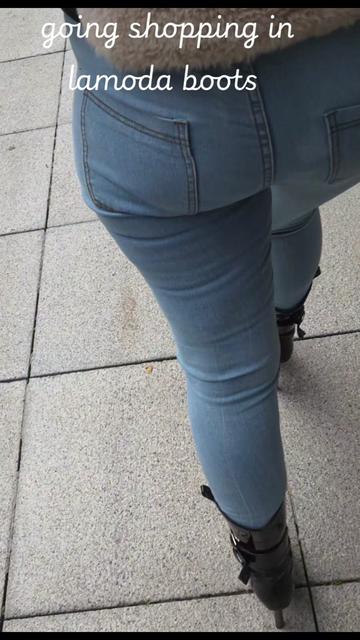 @lolamodel33