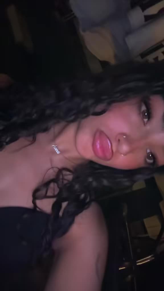 @𝑎𝑛𝑛𝑎🇧🇷