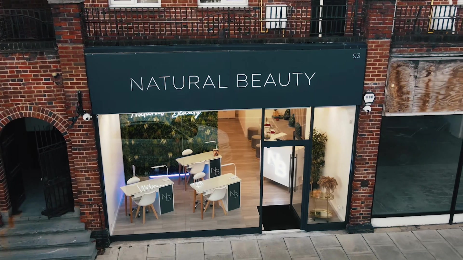 @Naturalbeautysaloneastcote