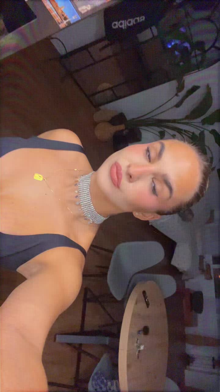 @Khayrubia