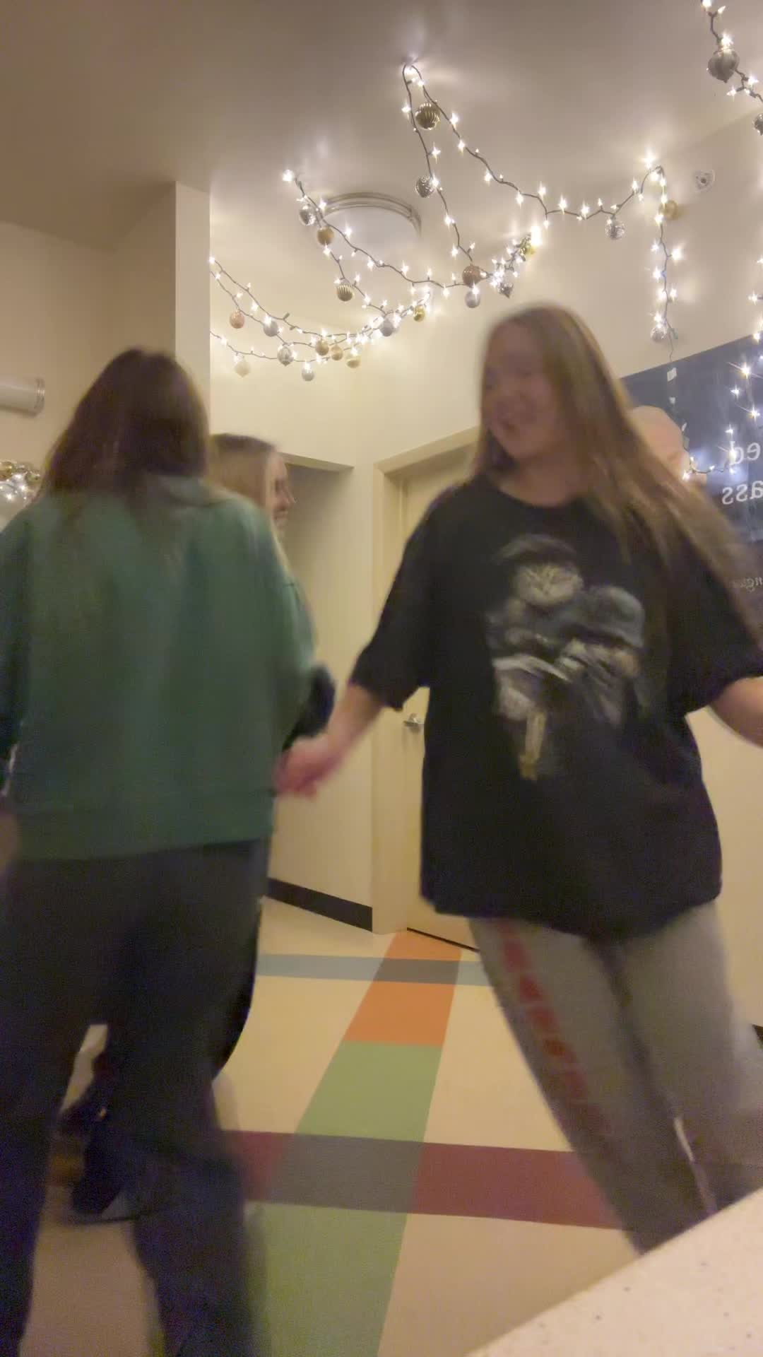 @B💋
