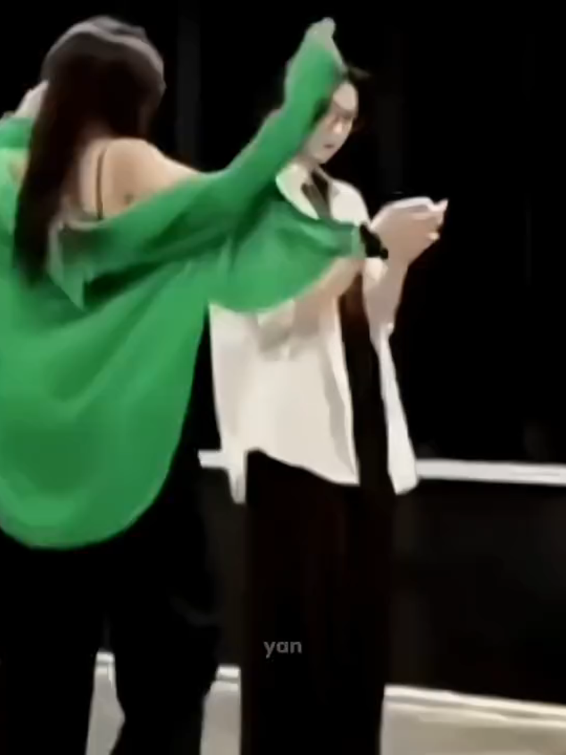 @𝒚𝒂𝒏 '𝑹𝑭𝒎