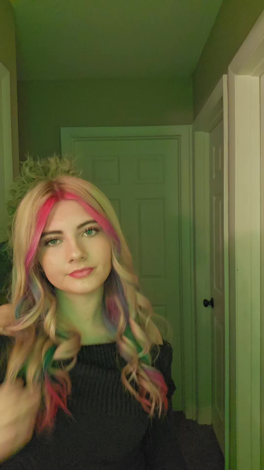 @Lisaschwoegler