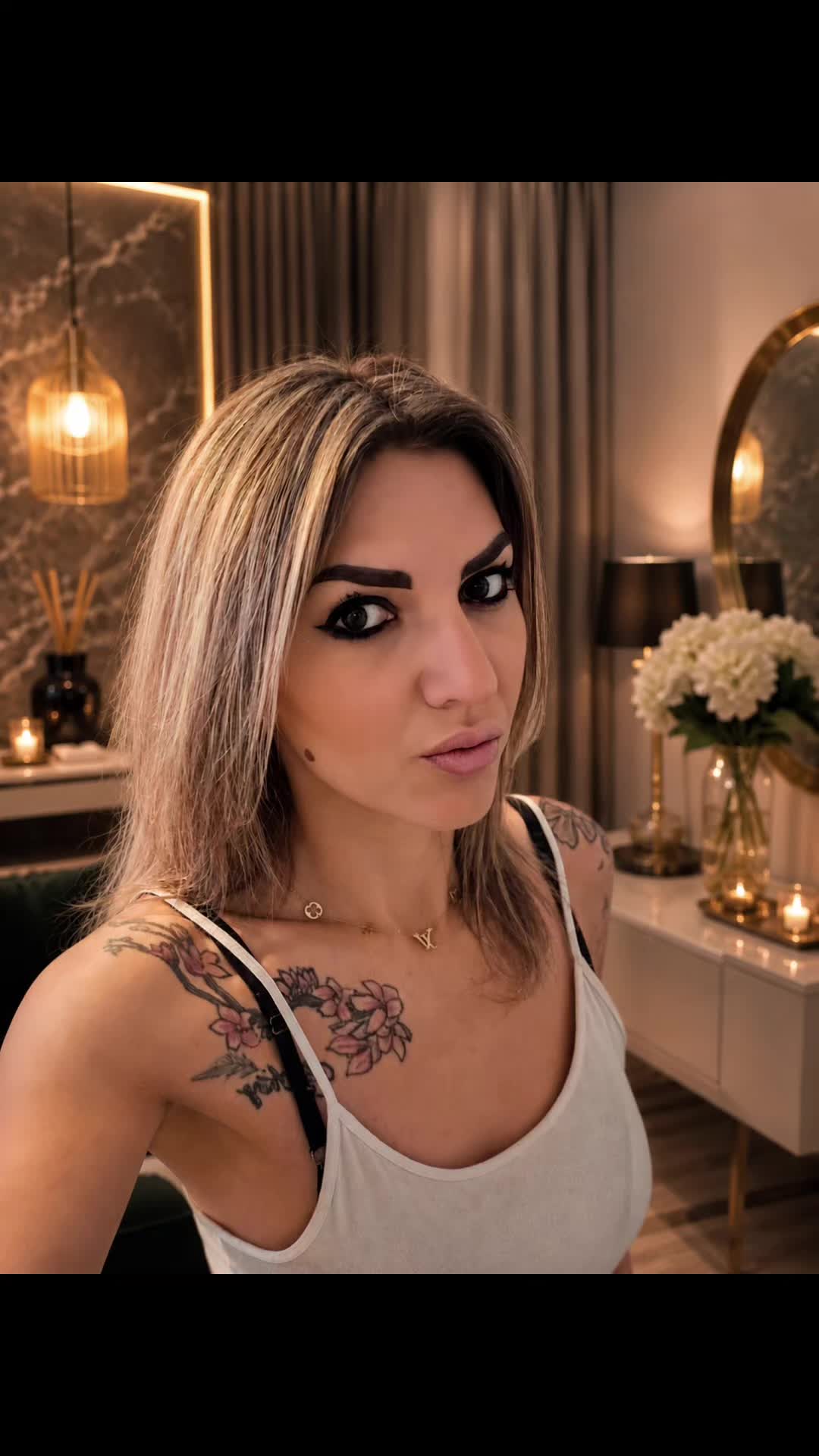 @Georgiana Jojo