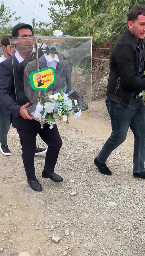 @Siyavuş1995