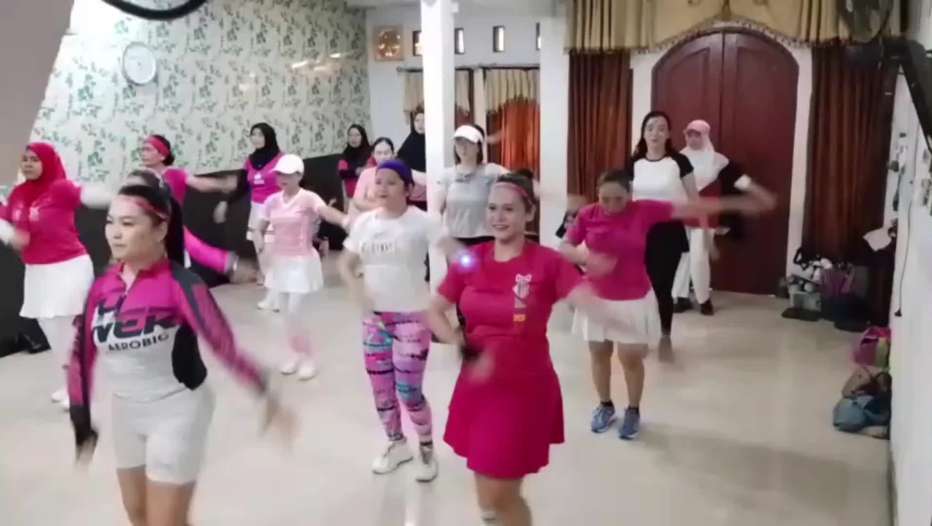 @Uus_d'Raya