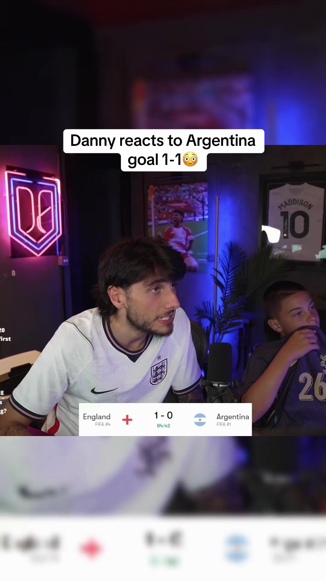 @Danny Aarons