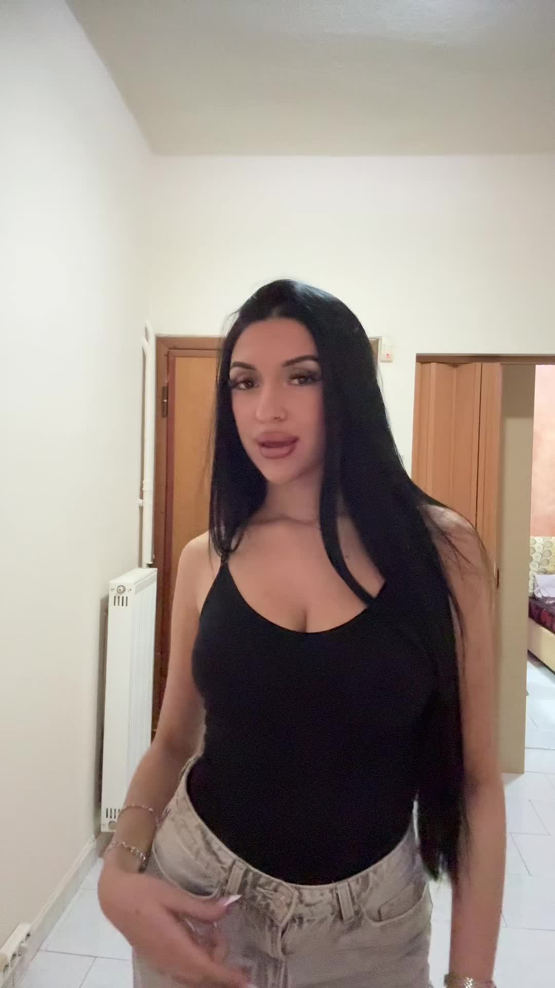 @nela