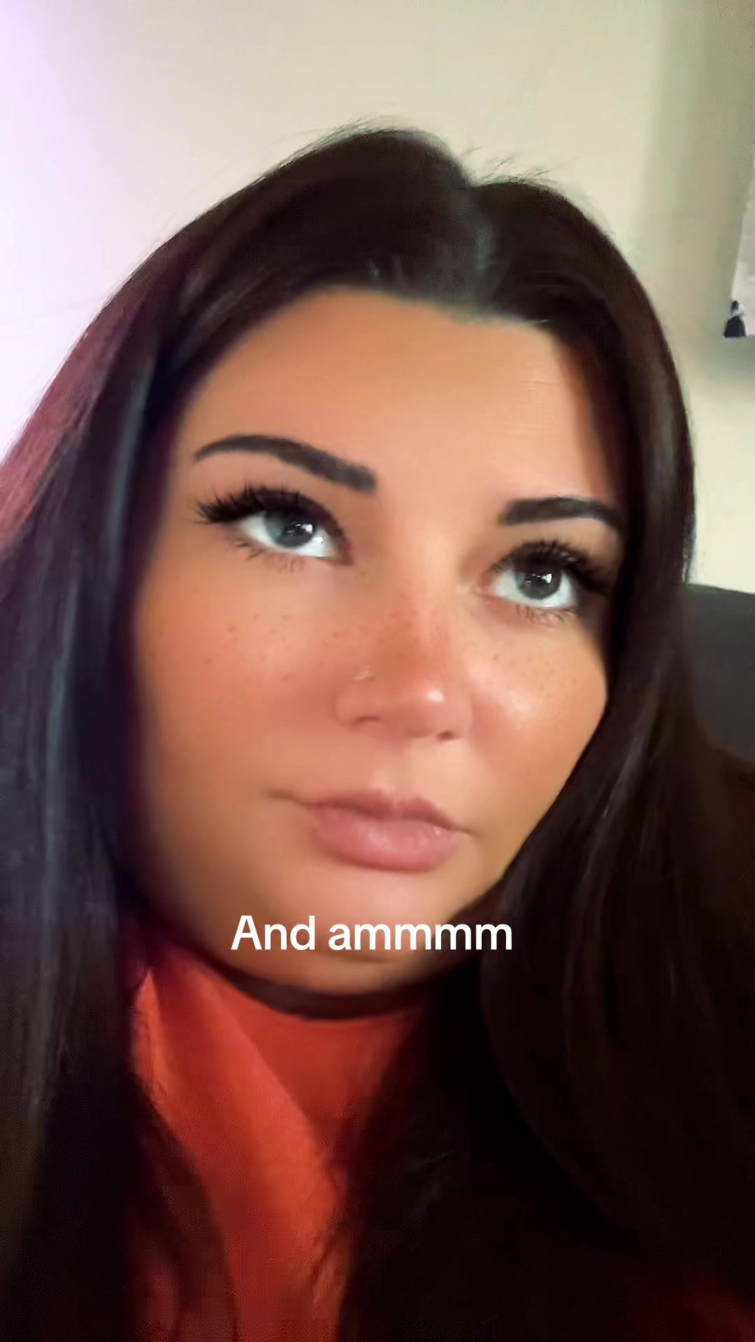 @ᗷᖇITTᗩᑎY ᗷᖇOᗯᑎ