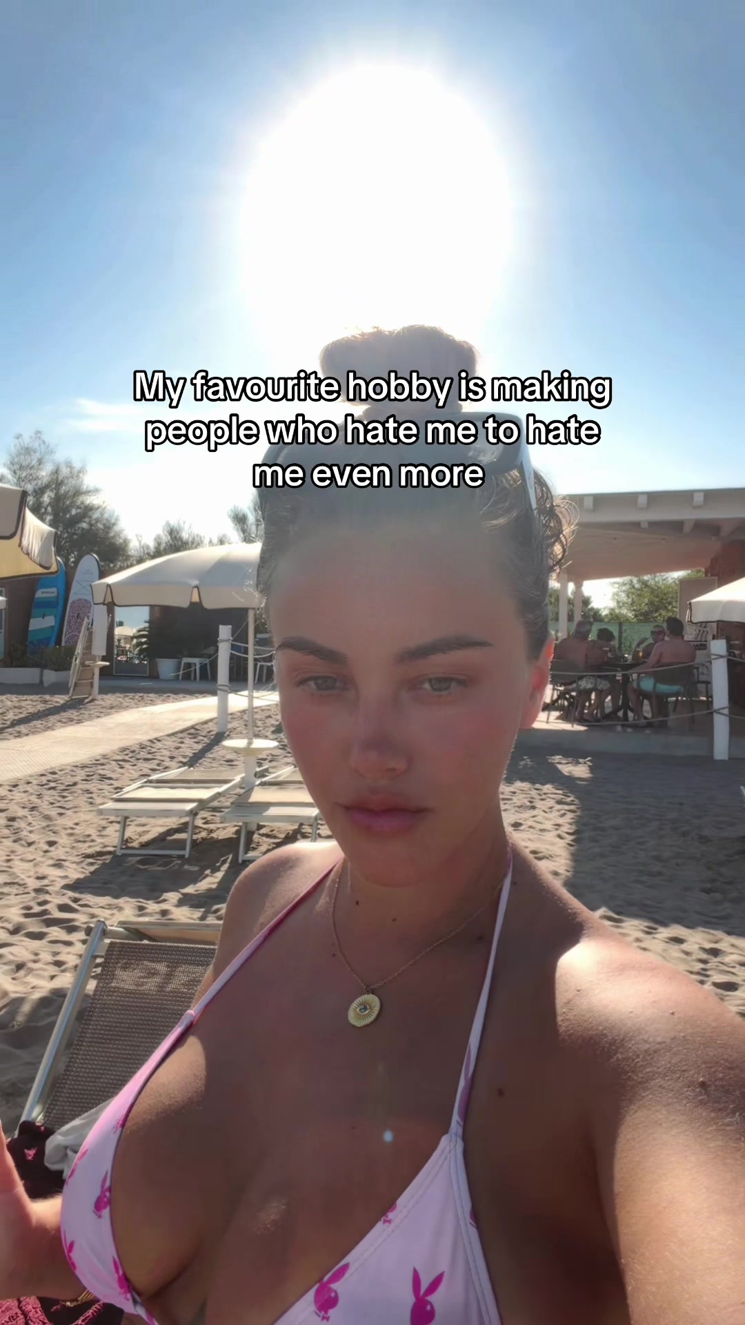 @missliveta